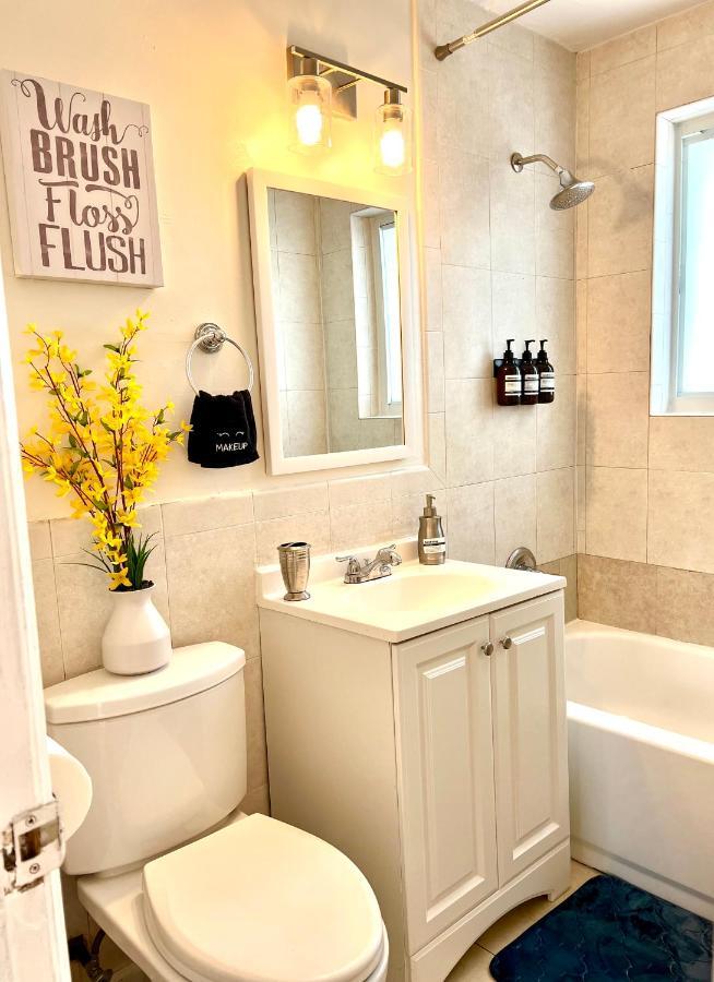 Enchanting Cozy Apartment 10 Min Away From Airport, Calle 8, Brickell, Coral Gables, The Beach And More! 마이애미 외부 사진